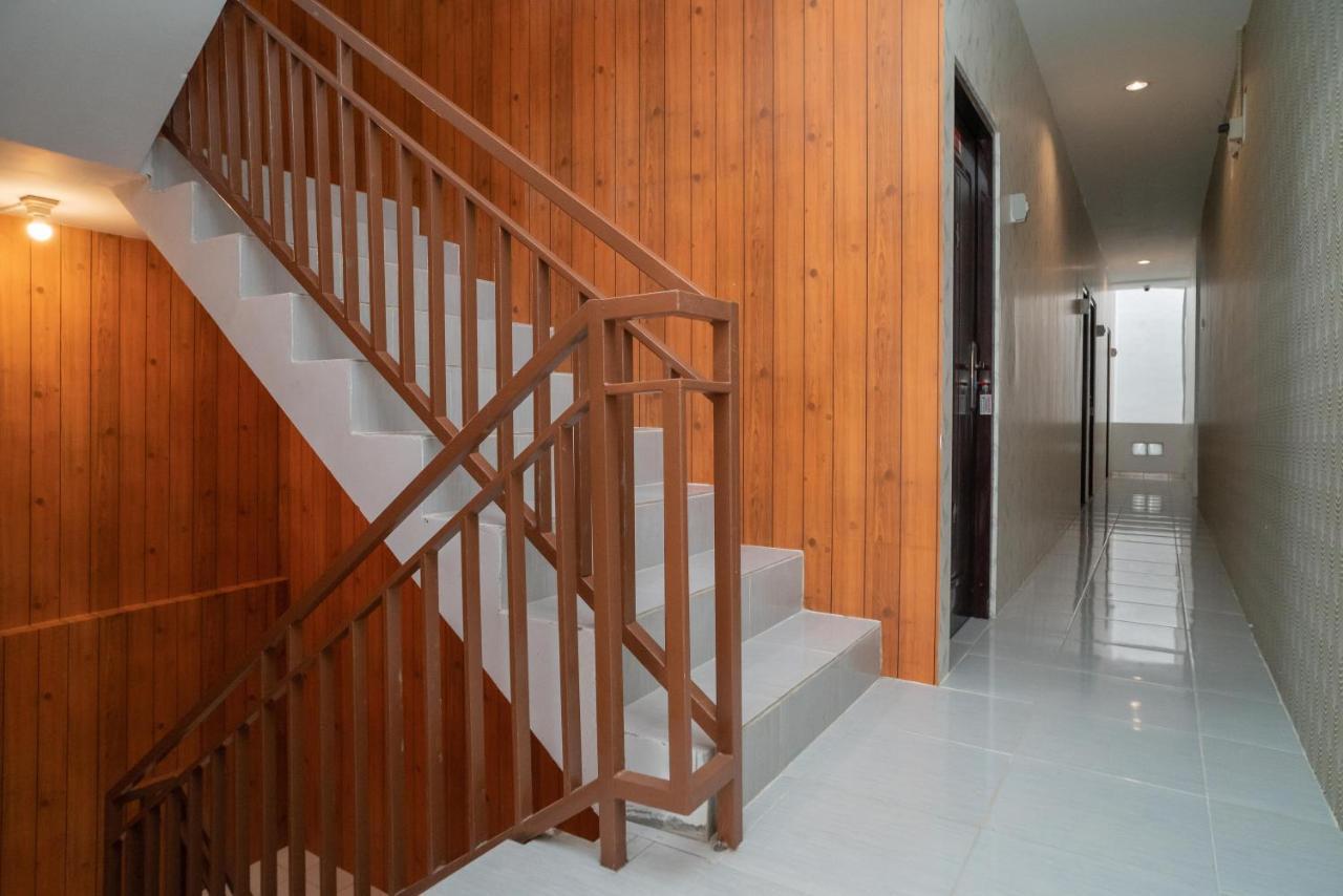 Reddoorz Near Sarinah Jakarta Exterior foto