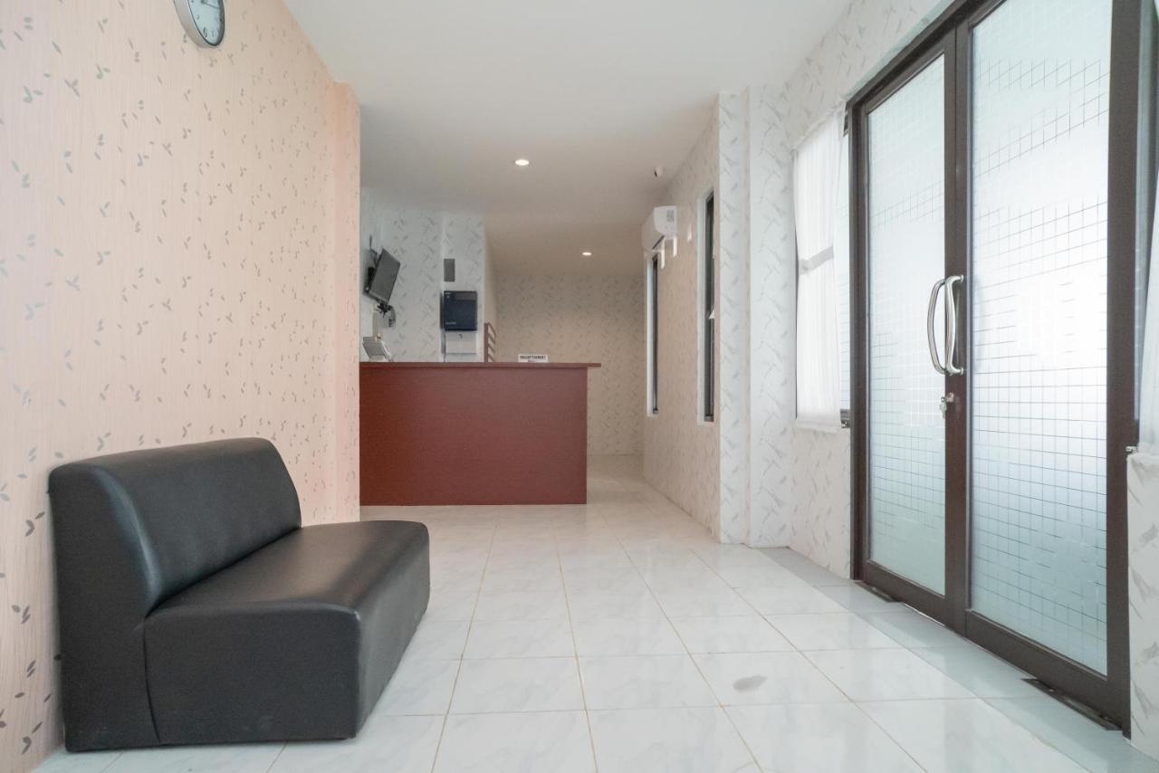 Reddoorz Near Sarinah Jakarta Exterior foto