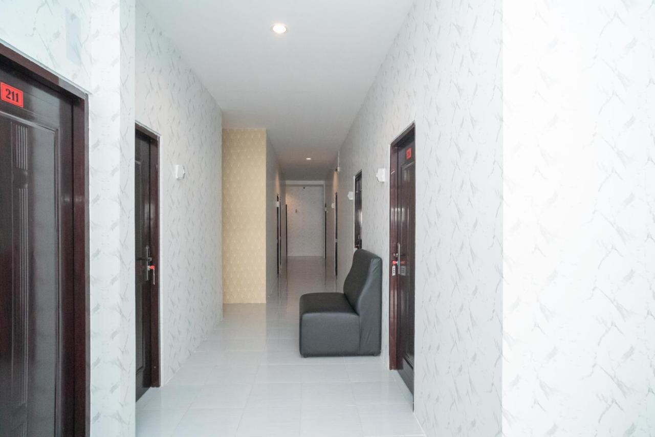 Reddoorz Near Sarinah Jakarta Exterior foto